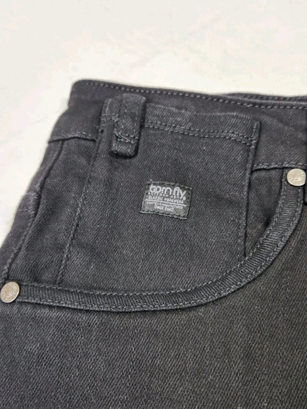 Born Fly Mens Size 32 Black Shorts Stretch Flat Front NWT 05